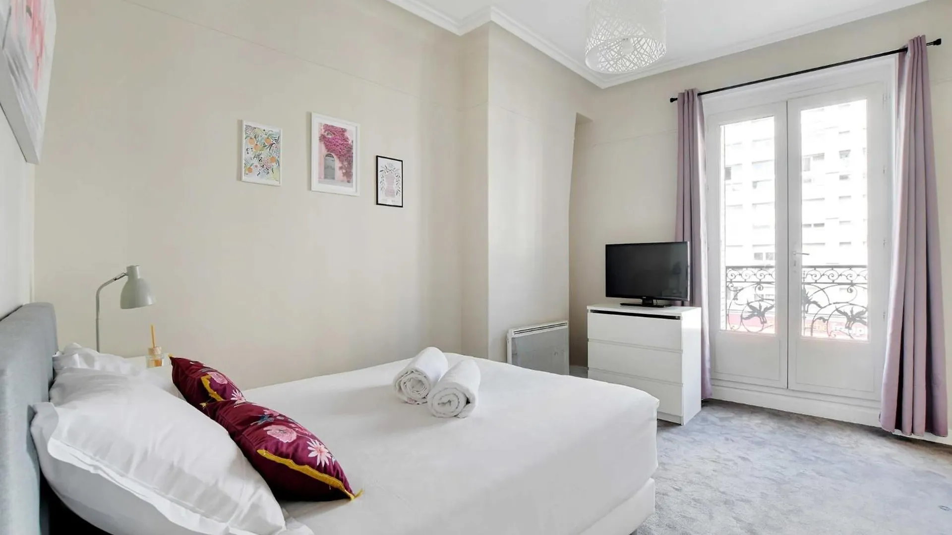 Bright Apartment - 2Br-4P - Belleville Paris 0*,